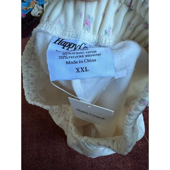 NWT‎ Vintage Flower print The Happy Camp3r Light Yellow Shorts - XXL - Picture 3 of 4